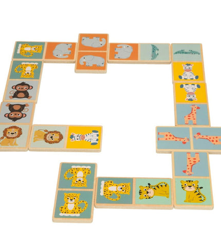 Set of 12 Woomax animal agility game toys, colorful plastic figures for children’s play and educational activities.