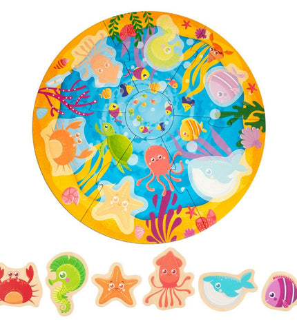 Lisciani Giochi Kinderpuzzel with navy-colored puzzle pieces, featuring 6 to 13 parts, designed for playful learning and cognitive development.