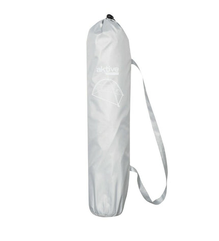 Aktive Strandtent in polyester, outdoor sport and camping tent, 220 x 115 x 120 cm, set up outdoors in natural environment.