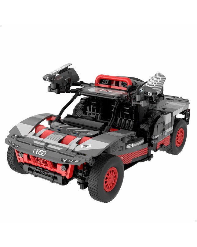 Audi Bouwspel auto toy with 432 building parts, featuring detailed miniature car components in vibrant colors.