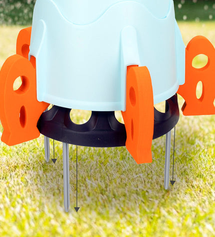 Colorbaby plastic watersproeier toy for outdoor play, measuring 22x33x22 cm, designed for fun water games and outdoor activities.