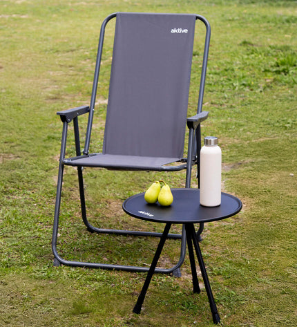 Set of four black Aktive folding tables measuring 37x55x37 cm, ideal for camping, outdoor activities, and sports events.