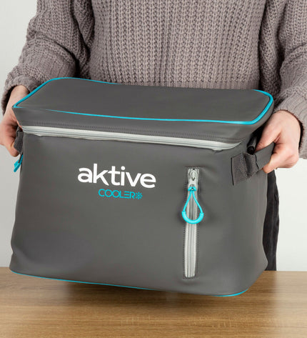 Six Aktive black polyester cooler boxes with PEVA foam, 18L capacity, measuring 34x26x21 cm for outdoor camping and hiking.