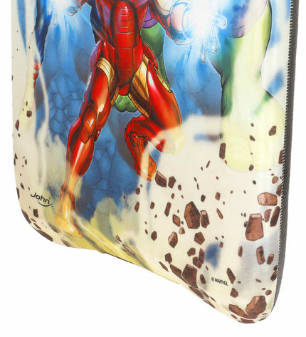 The Avengers bodyboard 82x45 cm for watersports, featuring a colorful design suitable for sport and outdoor water activities.