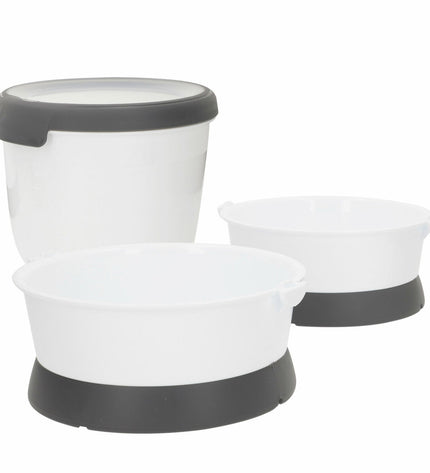Six Curver plastic foldable dog food bowls, each measuring 19x8x18 cm, arranged together for easy feeding and storage.