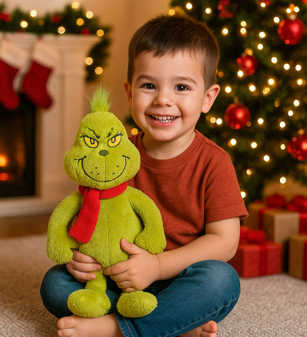 Set of 4 The Grinch plush toys made of red polyester, soft and cuddly, perfect for plush toy and holiday gift collections.