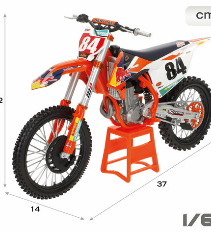 Maisto toy motorcycle, 37x22x14 cm, detailed plastic vehicle for children’s play and collection.
