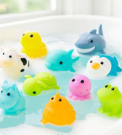 Set of four Winfun bath toys featuring animal shapes, measuring 6 x 4.5 x 8 cm, designed for fun in the bathtub.