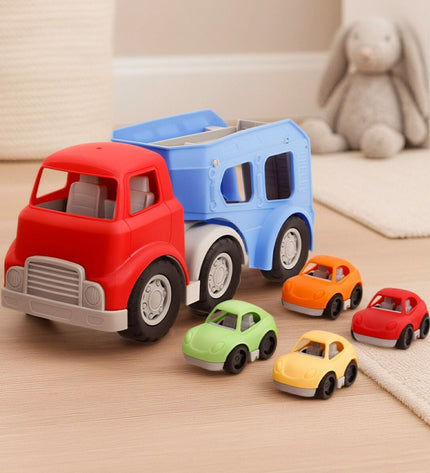 Two PlayGo toy trucks, cargo carriers measuring 34x18x13 cm, designed for children's vehicle play and imaginative adventures.