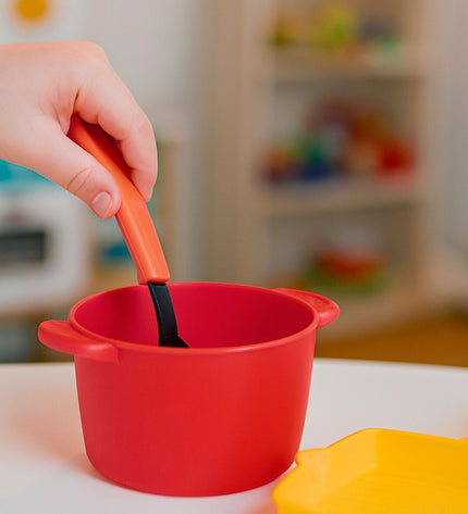 PlayGo 2-piece kitchen utensil set for kids, toy cooking tools and pretend play accessories for imaginative play.