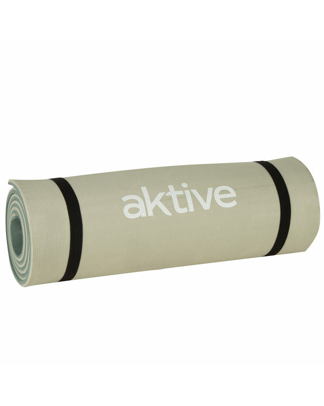 Set of four Aktive outdoor mats measuring 180 x 12 x 50 cm, suitable for camping and outdoor activities.
