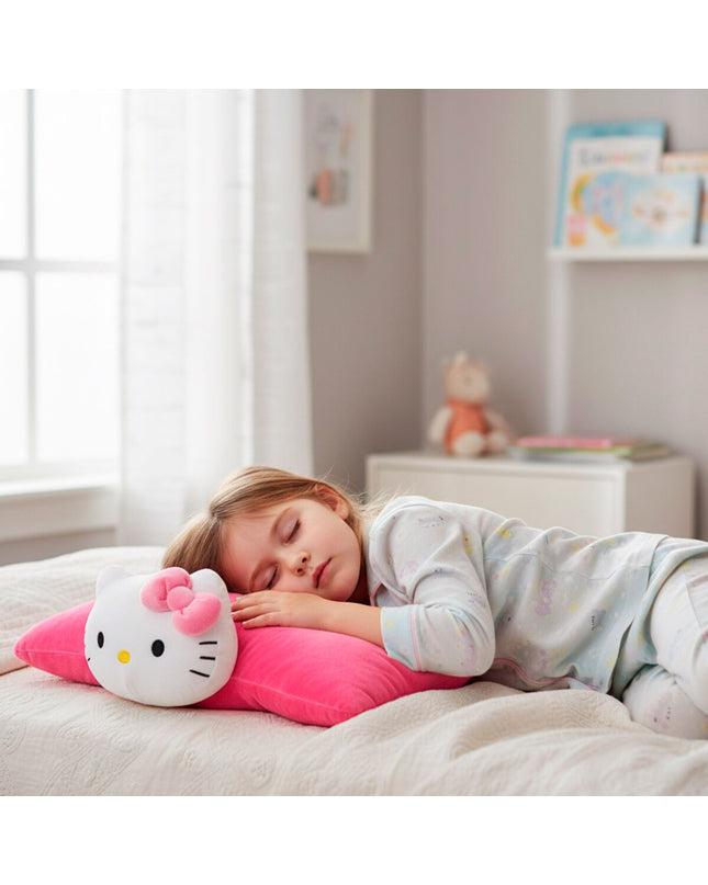 Set of four Hello Kitty plush toys made of polyester, soft and cuddly, perfect for children's toys and gift-giving.