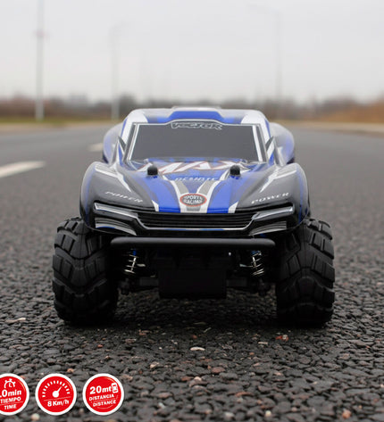 Four Speed & Go remote-controlled police cars in 1:18 scale, measuring 22x10x13 cm, shown from different angles.
