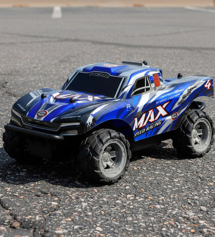 Four Speed & Go remote-controlled police cars in 1:18 scale, measuring 22 x 10 x 13 cm, designed for kids' play and fun.