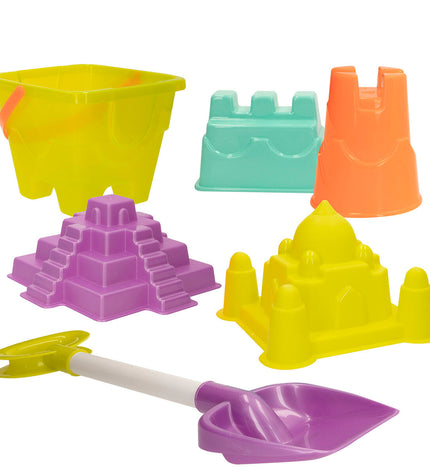 Colorbaby strand speelgoedset with 15 colorful pieces, ideal for outdoor play and children's games.