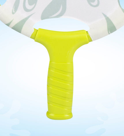 Six colorful wooden strandschepjes with bal design from Colorbaby, 27x37x1.5 cm, suitable for outdoor play and games.