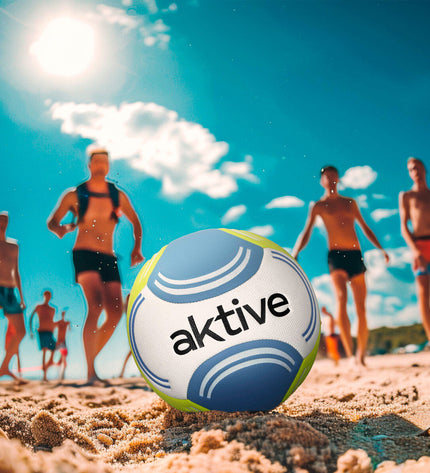 Set of 12 Aktive footballs, size 5, measuring 22x22x22 cm, suitable for sports and outdoor play.