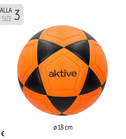 Set of 12 Aktive soccer balls, 18x18x18 cm, suitable for outdoor sports and play, made of durable material.