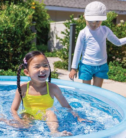 Six Intex inflatable children's swimming pools with blue and white design, each measuring 147 x 33 x 147 cm, suitable for outdoor play.