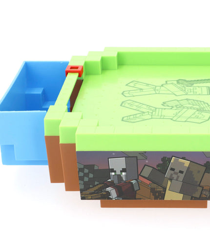 Two Minecraft-themed domino pieces featuring pixelated designs, perfect for Minecraft speelgoed en games.