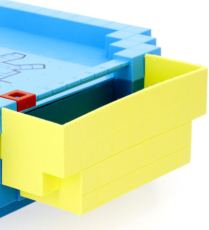 Minecraft hockeytafel set, 44 x 8 x 22.5 cm, featuring two colorful game boards for fun gaming sessions.