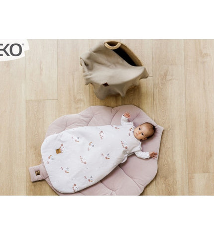 Sleeping bag for medium dogs