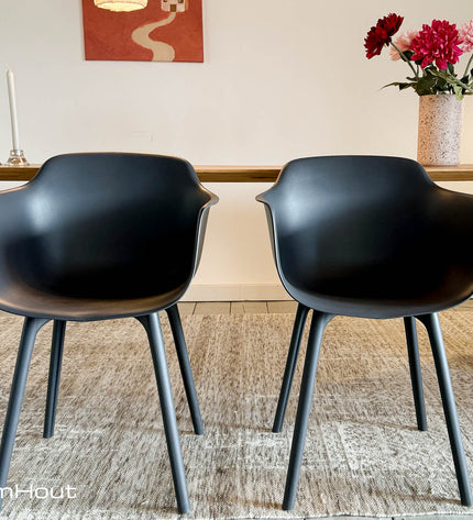Stoel DREAUM zwarte kuip - showroommodel - set van 2
