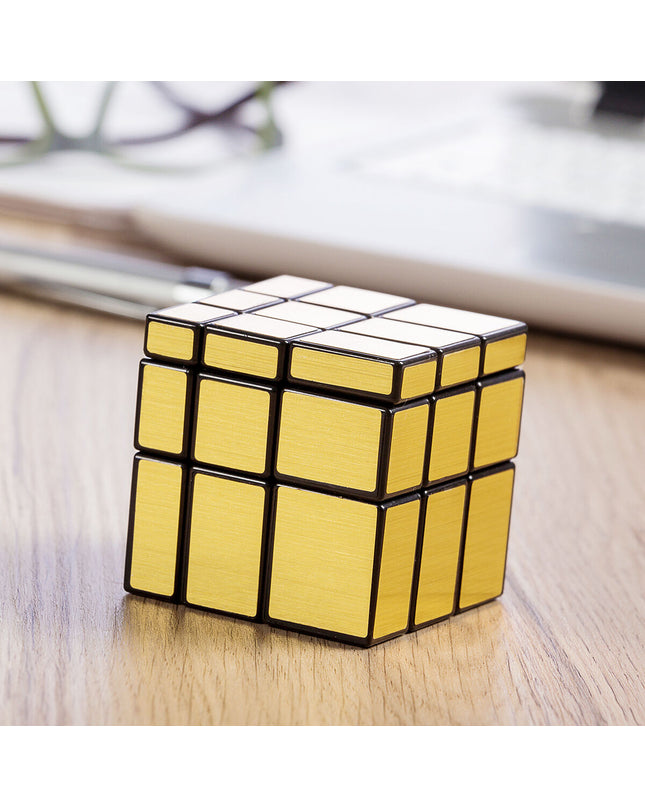 InnovaGoods Magische Kubus Puzzel Ubik 3D, colorful brain teaser toy with rotating segments for challenging play.