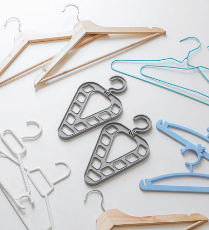 InnovaGoods organizer set for hangers, two pieces, plastic storage solution for home and kitchen closet organization