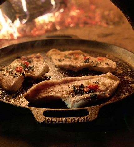 35 cm cast iron plancha skillet with handles