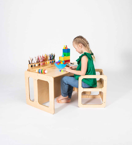 Montessori tafel- en stoeltjesset voor het spenen