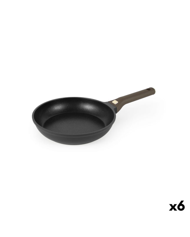 Set of six Quttin leather-bruin and zwart aluminium cookware pans, 24 cm diameter, for house and cooking use.